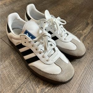 Adidas Sambas size men’s 8, women’s 9